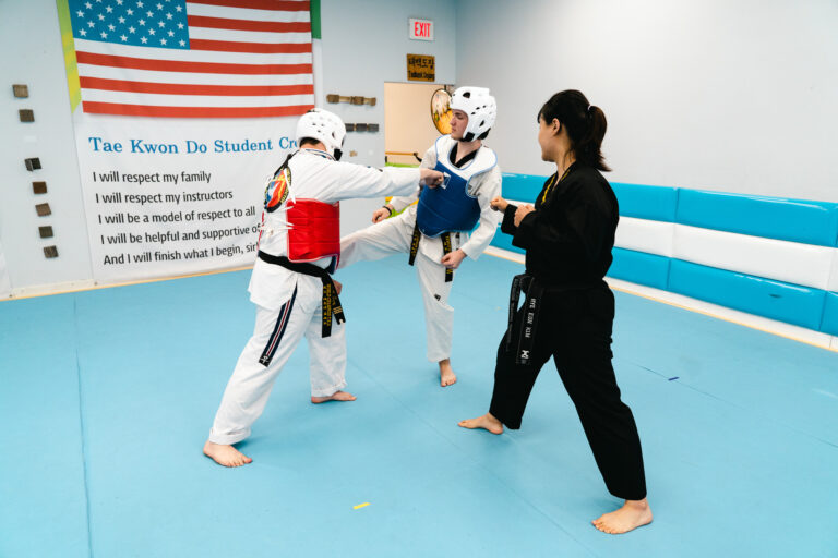 Taekwondo Classes Newtown CT - World Champion Taekwondo - Youth & Adult